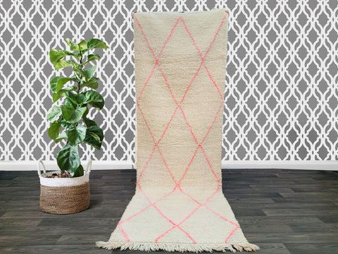 2x8 ft Moroccan rug, berber vintage wool rug, rag rugs, tribal rug, handmade rug, area rug, Boujaad rug, Oriental Carpet, Moroccan carpet