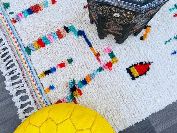 Moroccan rug 5x7ft, Antique azilal rug, Vintage Berber, Moroccan Rag rug, Beni ourain rug, Woven rug, Vintage area rug, Kilim wool rug