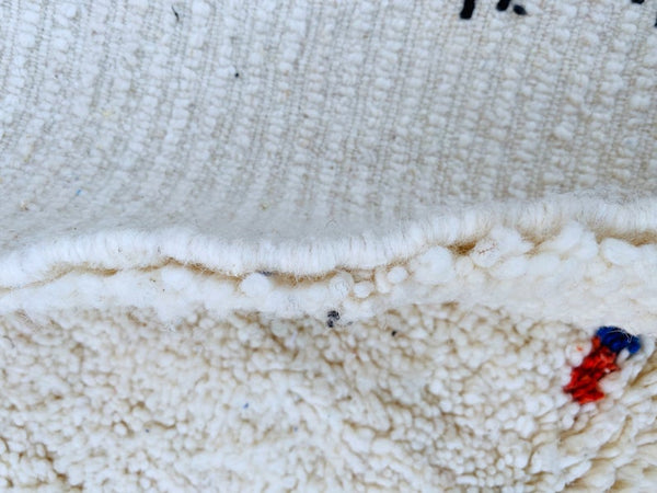 Moroccan rug 5x7ft, Antique azilal rug, Vintage Berber, Moroccan Rag rug, Beni ourain rug, Woven rug, Vintage area rug, Kilim wool rug